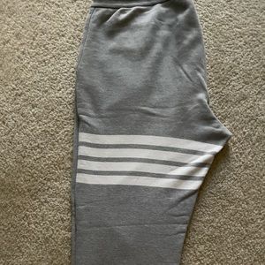 Thom Browne joggers in gray size 3